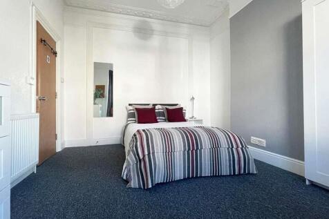 6-bed-student-house-britannia-rd-north-2-portsmout