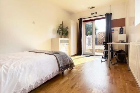 6-bed-student-house-britannia-rd-north-2-portsmout