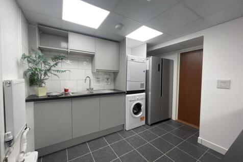 Cottage-1-Grove-4 bed house (13).JPEG