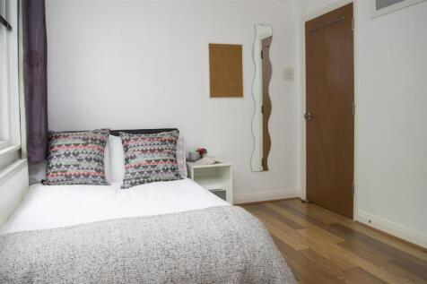 student-4-bed-flat-rental-cottage-grove-portsmouth