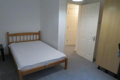 89B Cottage Room 2.JPG