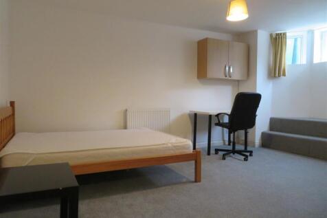 89B Cottage Room 4.JPG