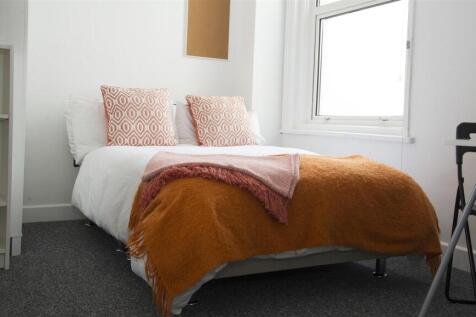 britannia-road-north-1-6-bed-house (29).jpg