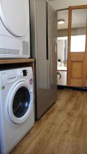 britannia-road-north-1-6-bed-house (45).jpg