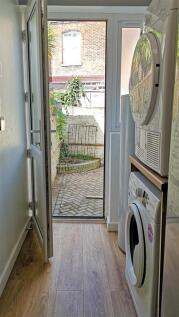 britannia-road-north-1-6-bed-house (46).jpg