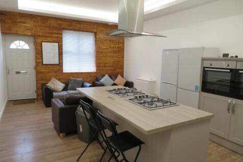 63 Fawcett Lounge (2).JPG