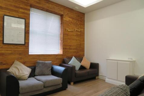 63 Fawcett Lounge (3).JPG