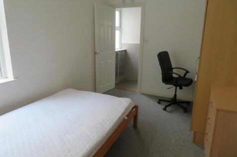 63 Fawcett Room 2.JPG