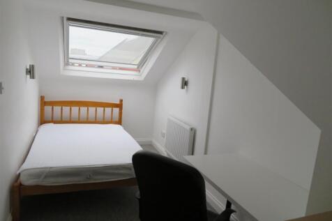 63 Fawcett Room 6.JPG