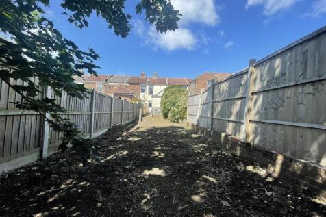 42 Brompton Garden2.JPEG