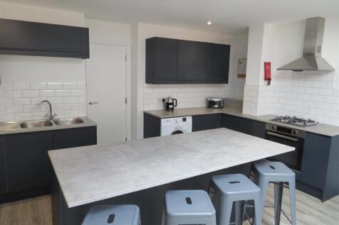 103 St Pauls Kitch.JPG