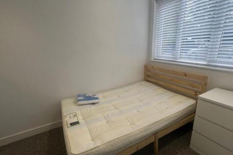 103 St Pauls 23 Bed1c.jpg