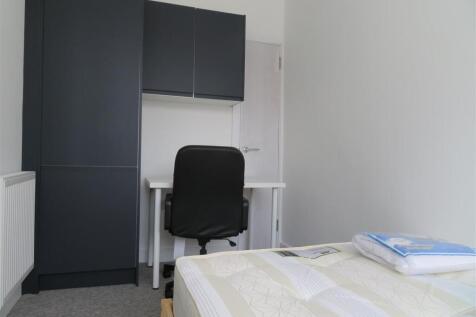 103 St Pauls Bed2.JPG