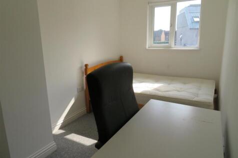 17 Blackfriars Bed4.JPG