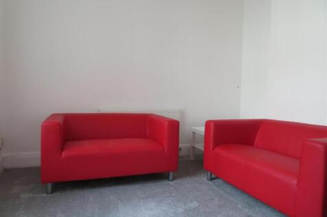 12 Jessie Lounge.JPG