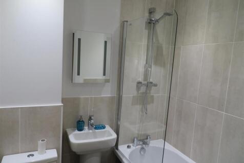 93 Enterprise Bath (2).JPG