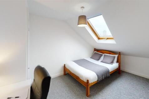 10-Margate-Rd-Portsmouth-Bedroom (7).jpg