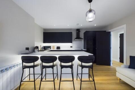 kitchen/lounge