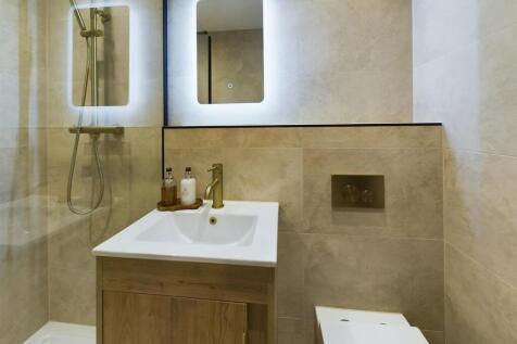 Bed 4 Ensuite