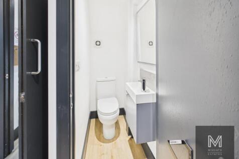 CAM03255G0-PR0042-STILL017 - Copy.jpg