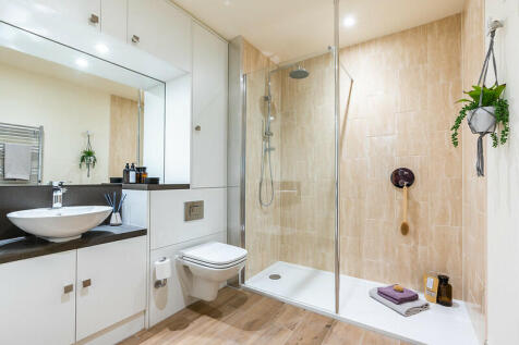 Showhome 