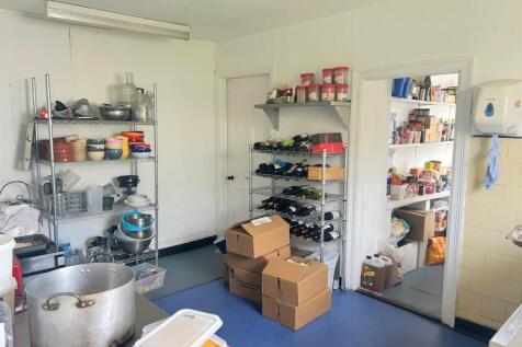kitchen 1.jpg