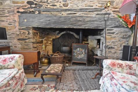 fireplace.JPG