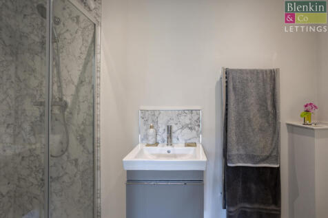 5_Henfield_way__5