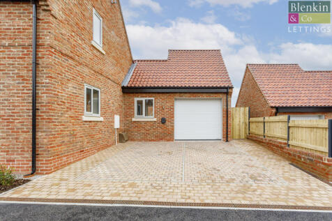 Driveway &amp; Garage