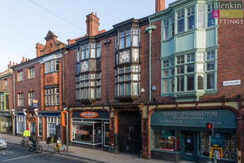 2 Gillygate-01
