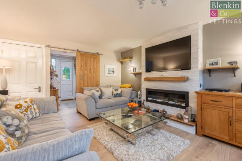 Crambeck Village 36 Sitting Room-2