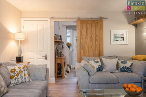 Crambeck Village 36 Sitting Room-3