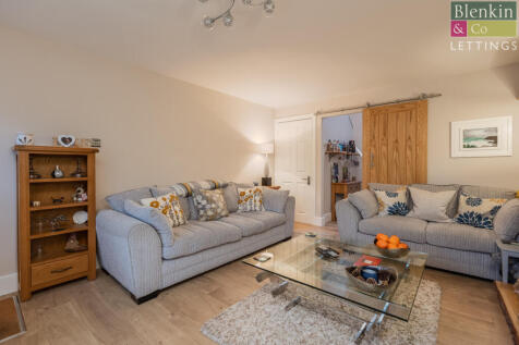 Crambeck Village 36 Sitting Room-4