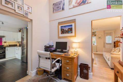 Crambeck Village 36 Hallway-1