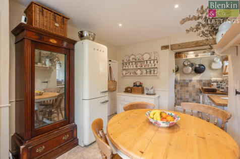 Spring Cottage Kitchen-2