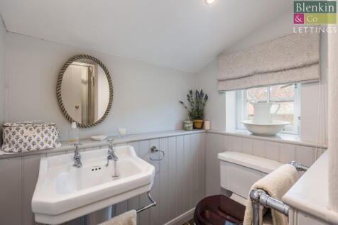 Spring Cottage Shower Room-2