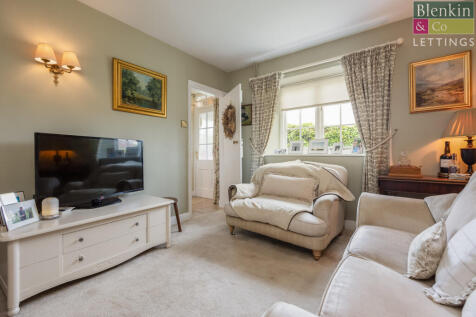 Spring Cottage Sitting Room-3