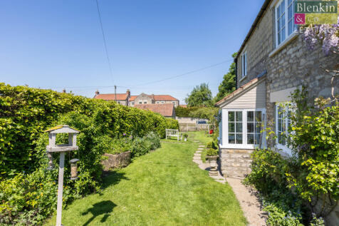 Spring Cottage External-5