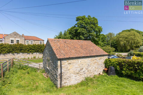 Spring Cottage External-18