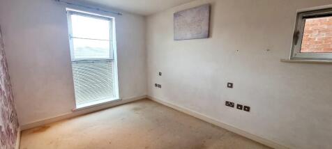 Main bedroom 