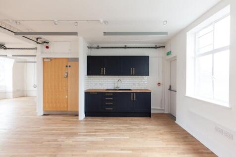 1516 Margaret St  5th Floor 09.jpg