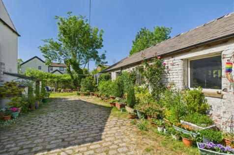 Property Image 37