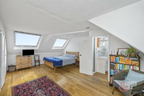 Redhill Drive 21-027.jpg