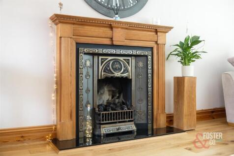 Whitethorn Drive, 9-019.jpg