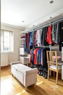 Whitethorn Drive, 9-011.jpg