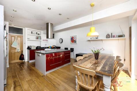 Waldegrave Road, 108-014.jpg