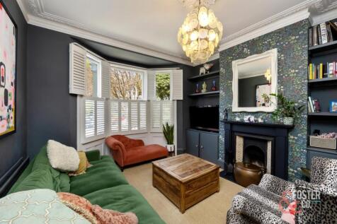 Waldegrave Road, 108-020.jpg
