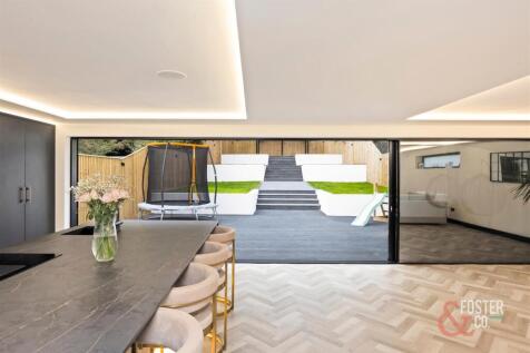 Valley Drive, 140_019.JPG