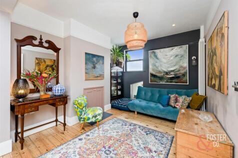 Compton Road, 20-019.JPG