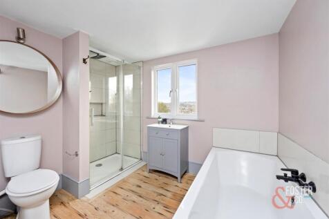 Compton Road, 20-005.JPG